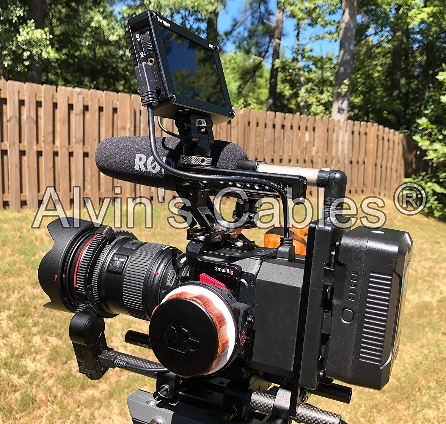 Alvin&#39;s Cables Z CAM E2 HDMI 2.0 L Shape Cable for Portkeys BM5 Monitor 90 Degrees up to Right Angle Down
